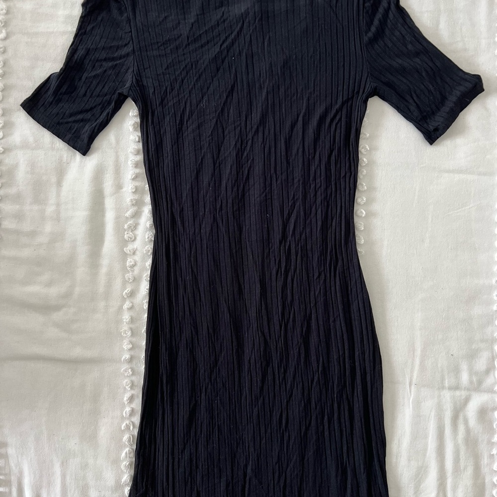 Dress - Picture 3 of 5